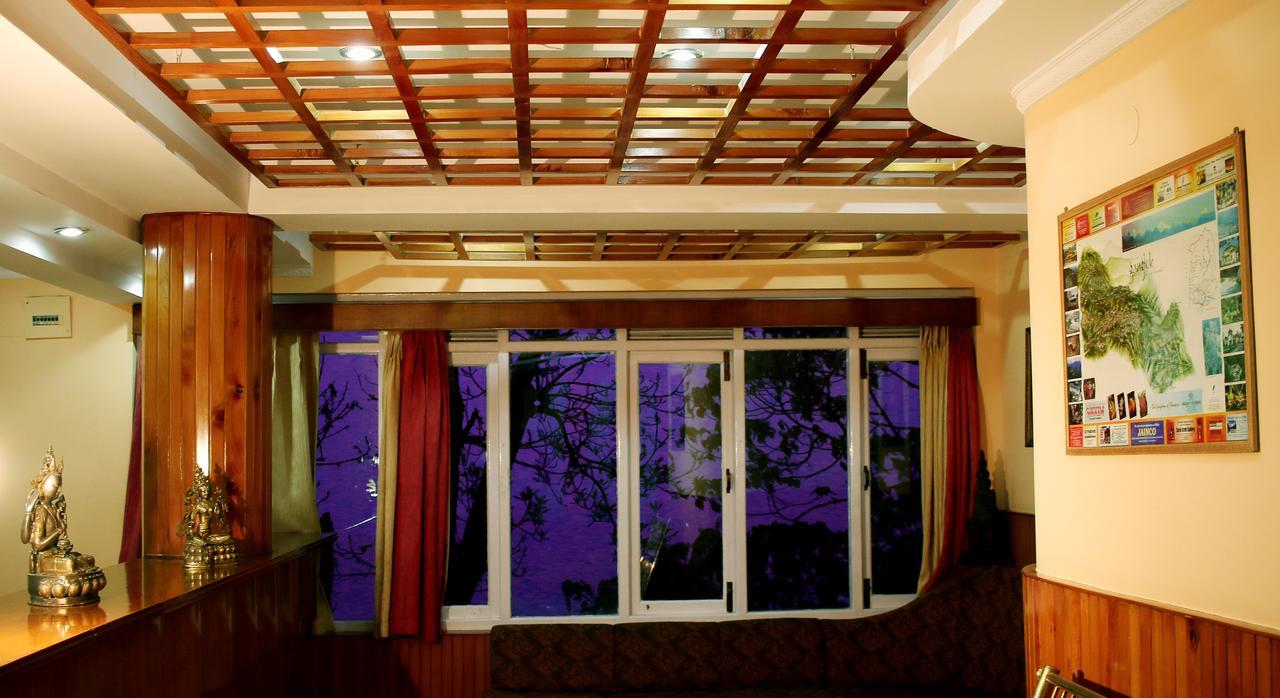 Jain Group Sikkim Continental Hotel Gangtok Exterior foto